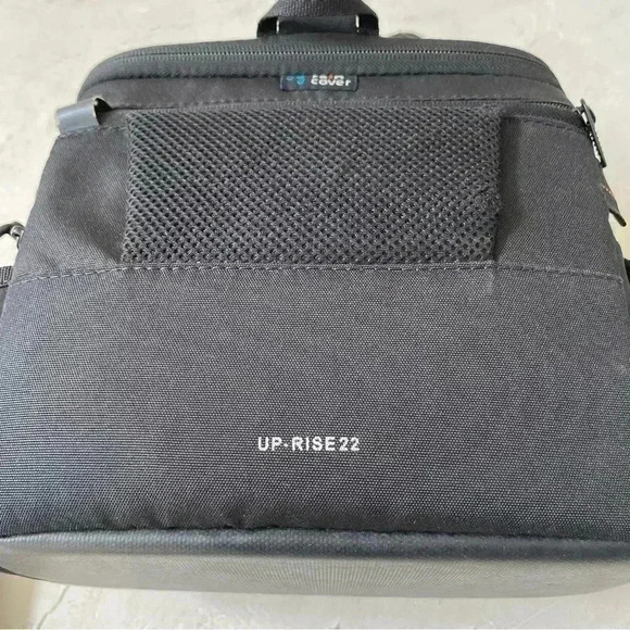 vanguard camera bag - Picture 14 of 15